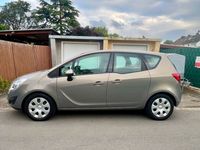 Gebraucht Opel Meriva 101 PS (74 kW) 2010 Braun Van / Kleinbus