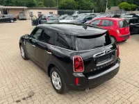 Gebraucht Mini One D 116 PS (85 kW) 2021 Midnight black metallic Kleinwagen
