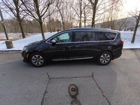 Gebraucht Chrysler Pacifica 264 PS (194 kW) 2017 Schwarz Van / Kleinbus