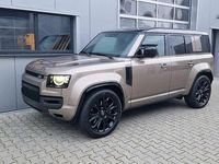 Neu Land Rover Defender 635 PS (467 kW) 2026 Gold SUV