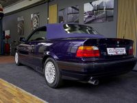 Gebraucht BMW 318 Cabriolet 116 PS (85 kW) 1998 Blau Cabrio