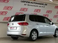 Gebraucht VW Touran Trendline 110 PS (80 kW) 2016 Silber Van / Kleinbus