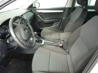 Gebraucht Skoda Octavia Ambition 150 PS (110 kW) 2014 Weiß metallic Kombi