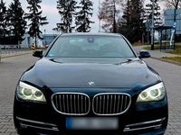 Second-hand BMW 730 258 CP (189 kW) 2014 Negru Berlinǎ