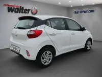 Gebraucht Hyundai i10 Select 63 PS (46 kW) 2025 Weiß Kleinwagen