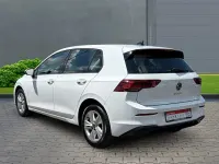 Gebraucht VW Golf VIII Life 131 PS (96 kW) 2022 Weiss Limousine