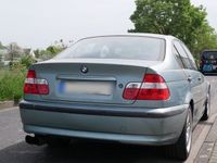 gebraucht BMW 320 i - Limousine LCI