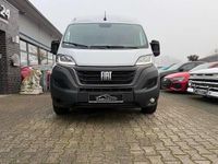 Gebraucht Fiat Ducato 140 PS (102 kW) 2023 Weiß (metallic) Van