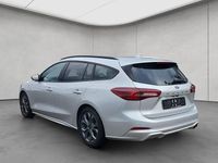 Gebraucht Ford Focus ST-Line X 155 PS (114 kW) 2024 Moondust silber metallic Kombi