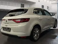 Gebraucht Renault Mégane III Experience 101 PS (74 kW) 2016 Weiß Limousine