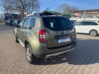 Gebraucht Dacia Duster Celebration 109 PS (80 kW) 2015 Olive grey SUV