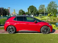 Gebraucht VW ID.3 Pro Performance 150 kW (204 PS) 2022 Rot Kleinwagen