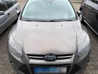 Usata Ford Focus SYNC Edition 140 CV (102 kW) 2013 Marrone Berlina