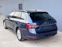 Gebraucht Skoda Superb Style 150 PS (110 kW) 2022 Blau Kombi