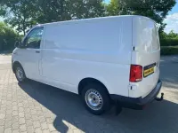 Gebraucht VW T6.1 90 PS (66 kW) 2022 Weiß Van