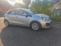 Gebraucht Kia Rio 86 PS (63 kW) 2012 Grau Kleinwagen