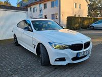Gebraucht BMW 330 M Sport 258 PS (189 kW) 2019 Weiß Limousine