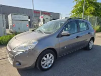 Używany Renault Clio II 2011 Hatchback