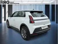 Gebraucht Renault R5 89 kW (122 PS) 2025 Weiß (perlmuttweiß (weiß)) Kleinwagen