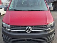 Gebraucht VW Transporter 102 PS (75 kW) 2017 Rot Van