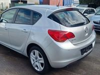 gebraucht Opel Astra 1.4 Edition -TEMPO-SITZHEIZUNG-KLIMA-