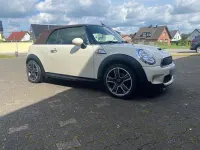 Gebraucht Mini Cooper Cabriolet 184 PS (135 kW) 2010 Beige Cabrio