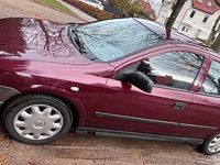 Gebraucht Opel Astra 101 PS (74 kW) 2002 Rot Limousine