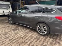 Gebraucht Ford Focus Vignale 150 PS (110 kW) 2020 Grau Kombi