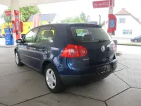 Gebraucht VW Golf IV Trendline 75 PS (55 kW) 2005 Blau Limousine