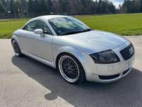 Gebraucht Audi TT Ambiente 180 PS (132 kW) 1999 Silber Coupé