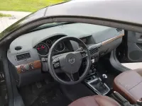 Gebraucht Opel Astra Cosmo 140 PS (102 kW) 2008 Schwarz Cabrio