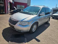 Gebraucht Chrysler Voyager 150 PS (110 kW) 2007 Silber Van / Kleinbus
