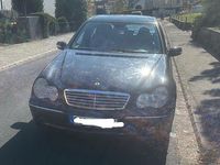 Gebraucht Mercedes C200 163 PS (119 kW) 2001 Schwarz Limousine