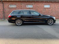 Gebraucht Mercedes C220 170 PS (125 kW) 2016 Schwarz Kombi