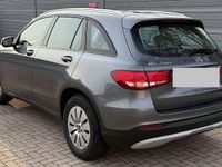 Gebraucht Mercedes GLC250 Exclusive 204 PS (150 kW) 2017 Grau SUV