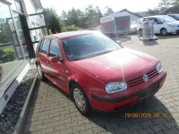 Gebraucht VW Golf IV 75 PS (55 kW) 2000 Rot Limousine