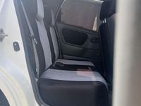 Gebraucht Suzuki Alto 60 PS (44 kW) 2005 Weiß Kleinwagen