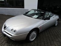 Gebraucht Alfa Romeo Spider Lusso 150 PS (110 kW) 1998 Silber metallic Cabrio