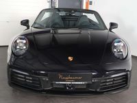 Gebraucht Porsche 911 Carrera Cabriolet 385 PS (283 kW) 2024 Tiefschwarz Cabrio