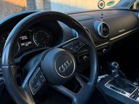 Gebraucht Audi A3 150 PS (110 kW) 2019 Schwarz Limousine