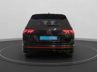 Gebraucht VW Tiguan Allspace R-line 245 PS (180 kW) 2022 Deep black perleffekt SUV