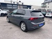 Gebraucht VW Golf VIII 116 PS (85 kW) 2024 Grau Limousine