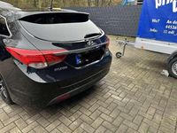Gebraucht Hyundai i40 137 PS (100 kW) 2011 Schwarz