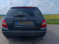 Gebraucht Mercedes C250 204 PS (150 kW) 2011 Kombi