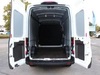 Gebraucht Ford Transit Trend 131 PS (96 kW) 2024 Frost weiß Van / Kleinbus
