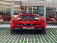 Nouă Ferrari 296 840 CP (617 kW) 2025 Roșu Cabrio