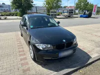 Gebraucht BMW 116 122 PS (89 kW) 2011 Schwarz Kleinwagen