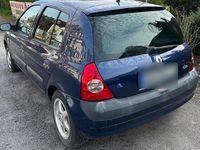 Second-hand Renault Clio II 2004 Albastru Hatchback