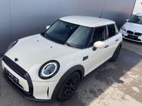 Second-hand Mini ONE Classic 102 CP (75 kW) 2022 Alb Hatchback