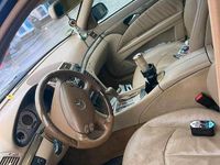 Second-hand Mercedes E320 224 CP (164 kW) 2006 Negru Break